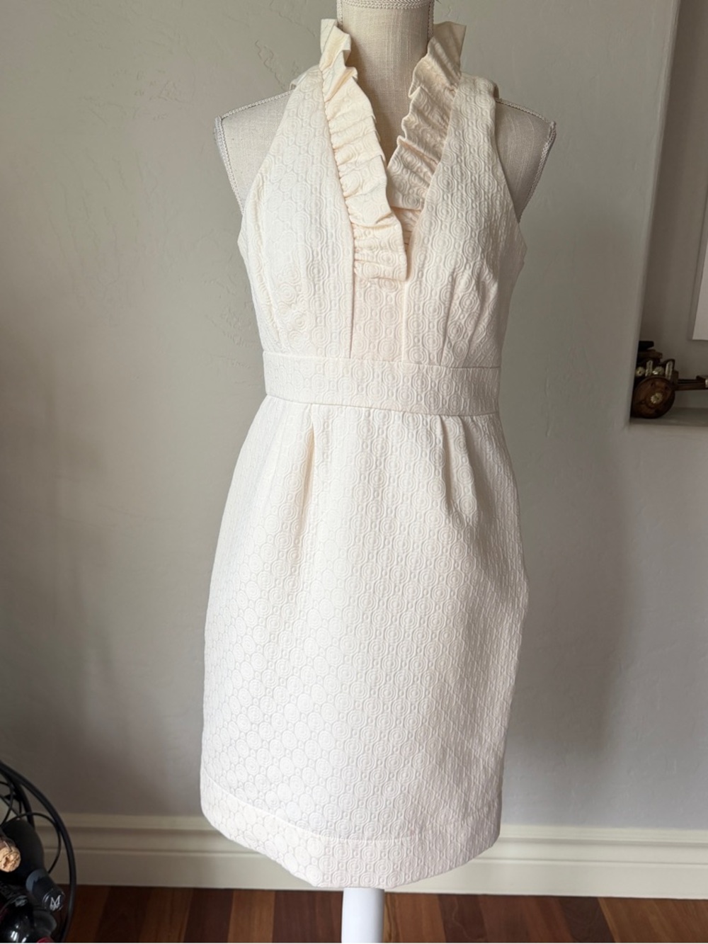 Just Taylor Women's Ivory Cream Sleeveless Halter Ruffle Sheath Midi Dress Sz. 6